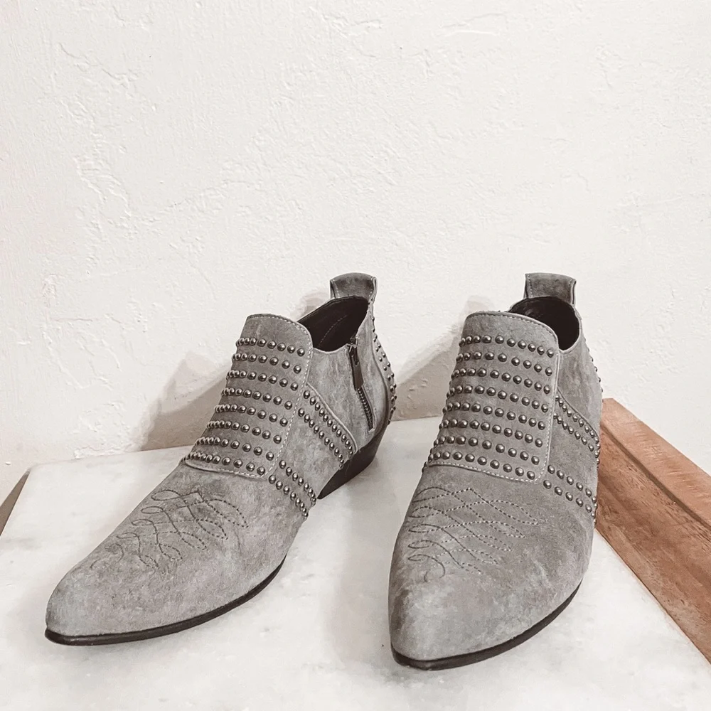 ANINE BING Charlie Low Ankle Boots Gray Suede Studded 37 7 - Picture 2 of 9